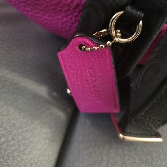 Coach Court Backpack In Colorblock Signature Canvas - Picture 3 of 6